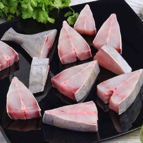 Black Pomfret / கருப்பு வாவல் மீன் - 500gm - Curry