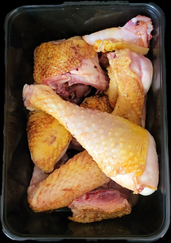 Farm Raised / Naturally Raised Country Chicken / நாட்டுக் கோழி - 500gm - Farm