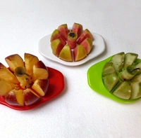 Apple Cutter / Slicer With Plastic 8 Blades Heavy Plastic Apple Cutter