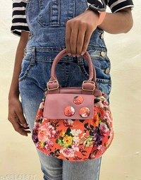 Ravishing Fashionable Women Handbags - Free Shipping