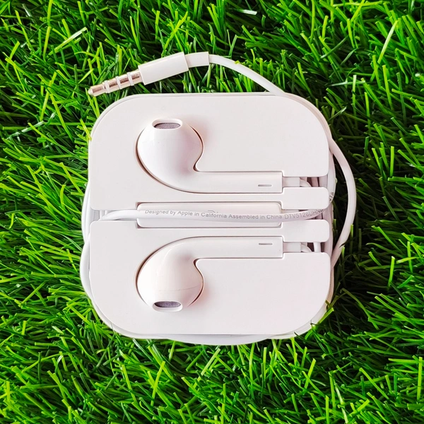 iPhone 6 Original Quality Earphone - white