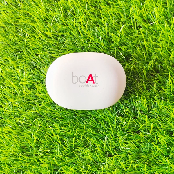 Boat Airdopes 171 High Quality Earbuds - White