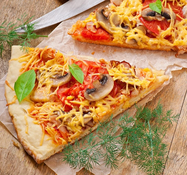 Cheese with Mushroom Pizza (Veg.) - Medium