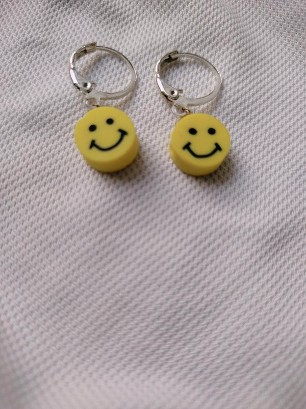Smily Earrings