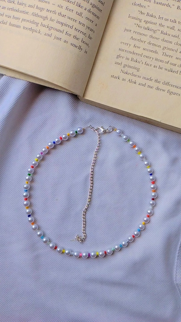 Pearl Multicolored Choker