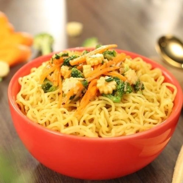 Town Pizza Veg Maggie