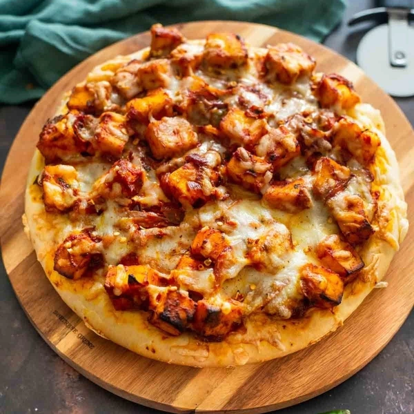 Modern Cafe Tandoori Panner Pizza