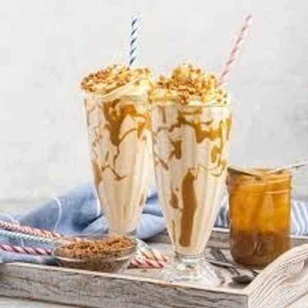 Om Baker & Cafe Butterscotch Shake