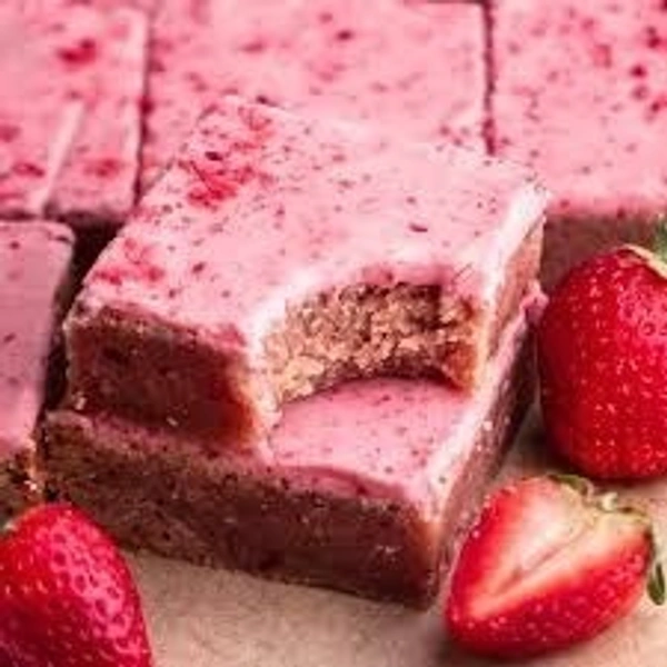 Om Baker & Cafe Strawberry Sundays