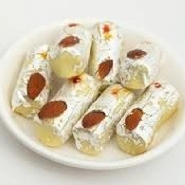 Mahaveer Sweets Bhandar Mawa Roll - 500 Gm