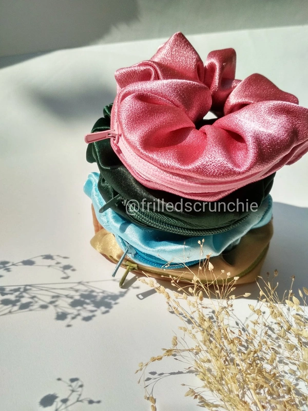 Zipper Scrunchie - Sage, M