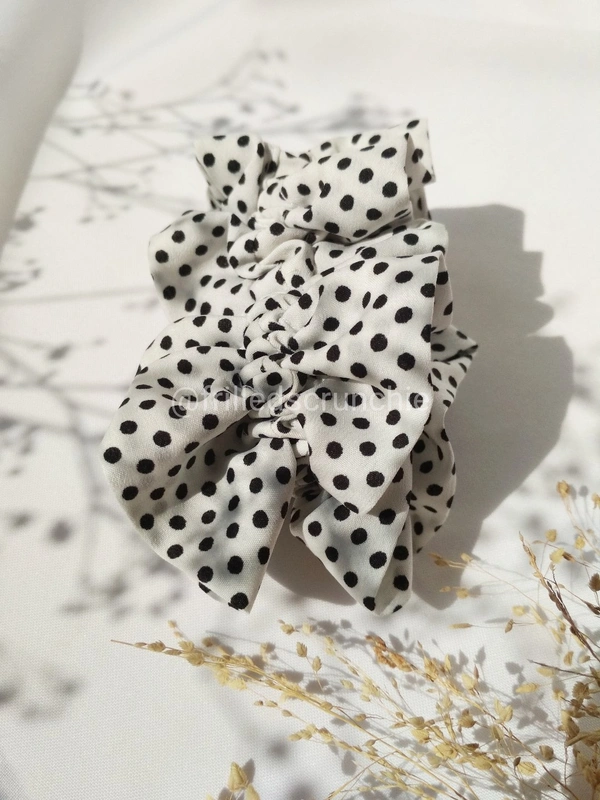Black And White Polka Dots - white, M