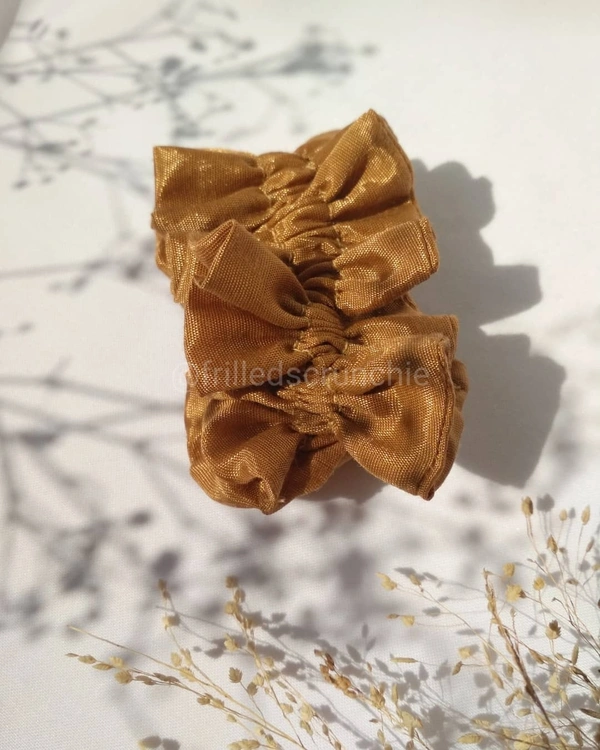 Caramel Frilled Scrunchies - M