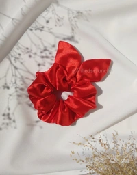 Bunny Ears Scrunchie - crimson red, M