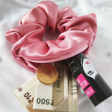 Zipper Scrunchies