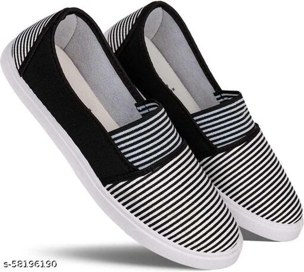Girl's Loafers - ind 8