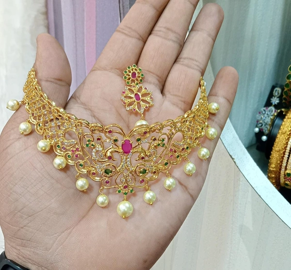 Necklace Gold Cover