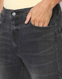 Levis Black Biowash Slim Jeans - 32