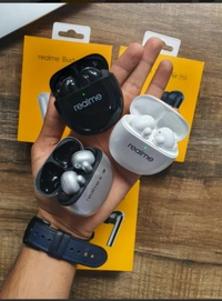 Wireless Bluetooth Earpods with Mic