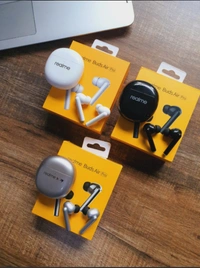 Wireless Bluetooth Earpods with Mic