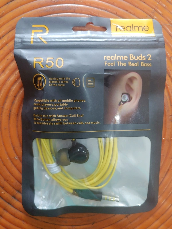 Realme Super Bass 4D SoundEarphone With Mic Deep Black WiredHeadset (Black, In the Ear) - black yellow color