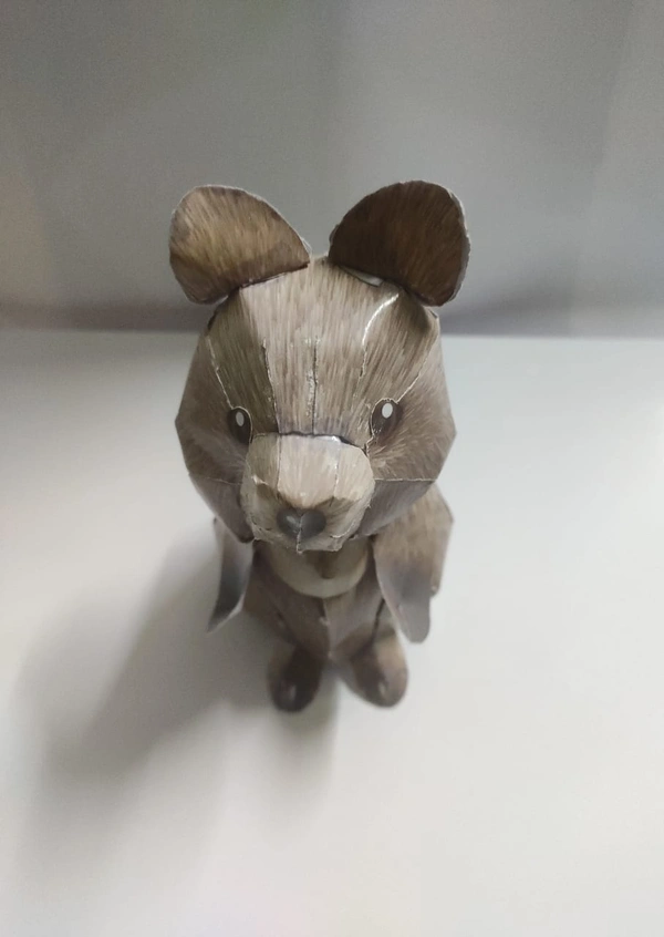 QuokkaArtist: MAPSIt is a paper craft of Quokka, which is said to be "the happiest animal in the world". The lovely figure is very popular. Would you like to assemble a paper craft into a lucky mascot? - Coffee Color