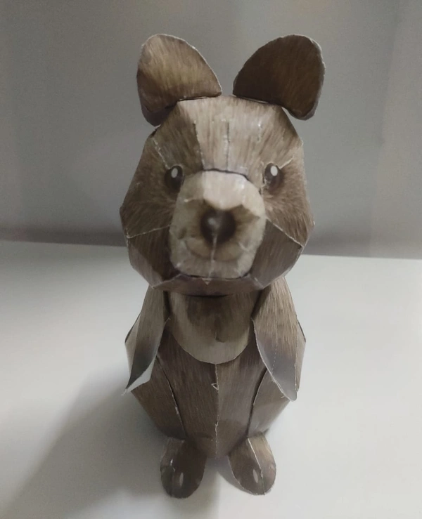QuokkaArtist: MAPSIt is a paper craft of Quokka, which is said to be "the happiest animal in the world". The lovely figure is very popular. Would you like to assemble a paper craft into a lucky mascot? - Coffee Color