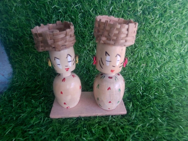 MEERAN ART AND CRAFTS Channapatna Toys Handmade Wooden Toys for Kids Handcrafted Wooden Spring Head Adivasi Coup