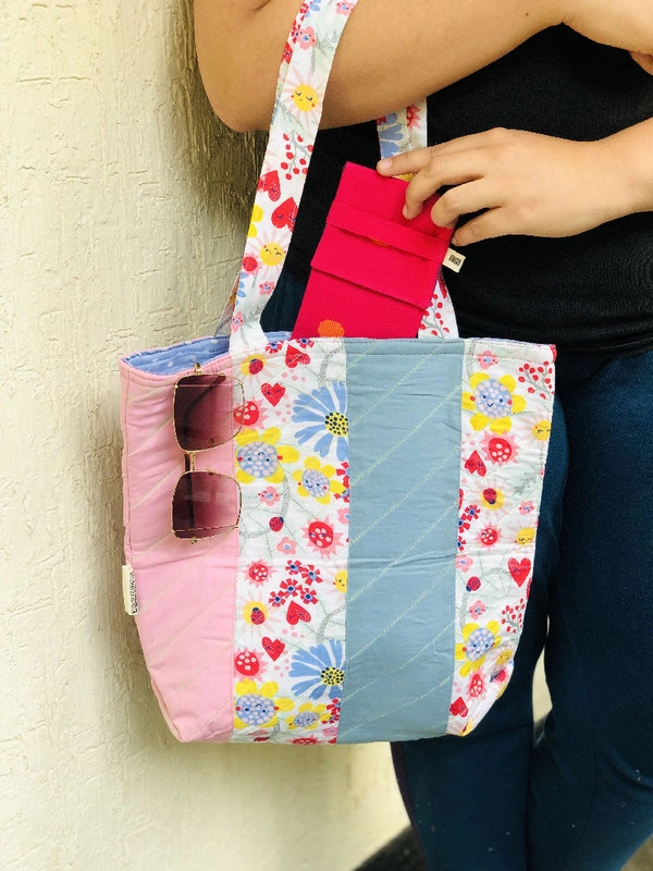 Reversible Jhola (Quilted)