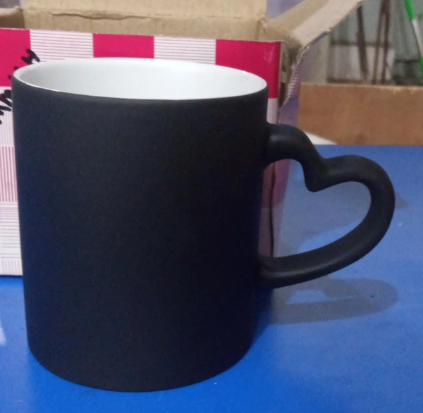Magic Mug Heart Handle