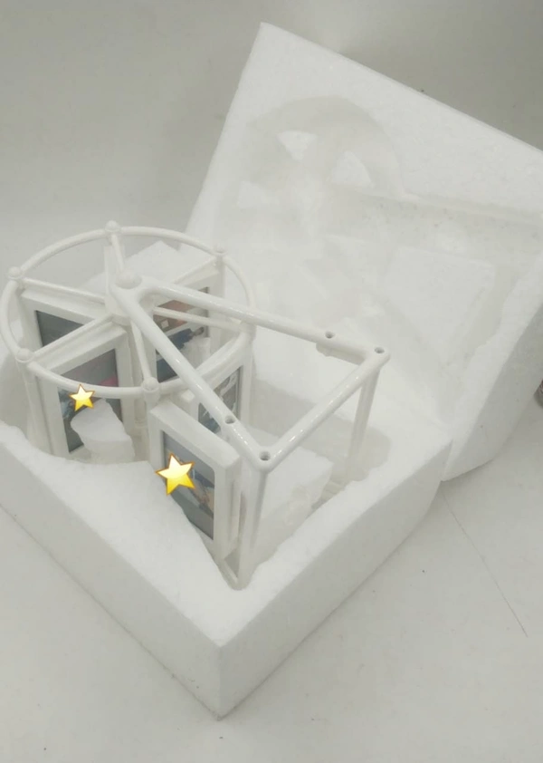Wheel Photo Frame