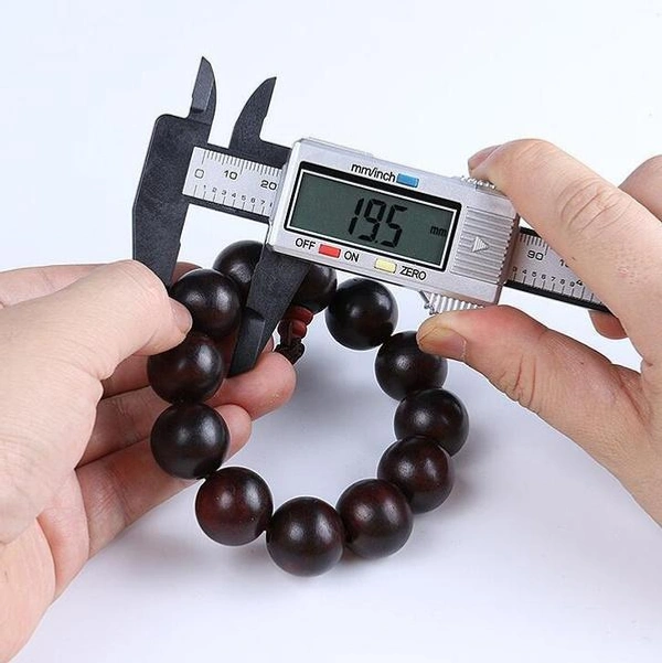 0450 LCD Screen Digital Caliper (6 inch)
