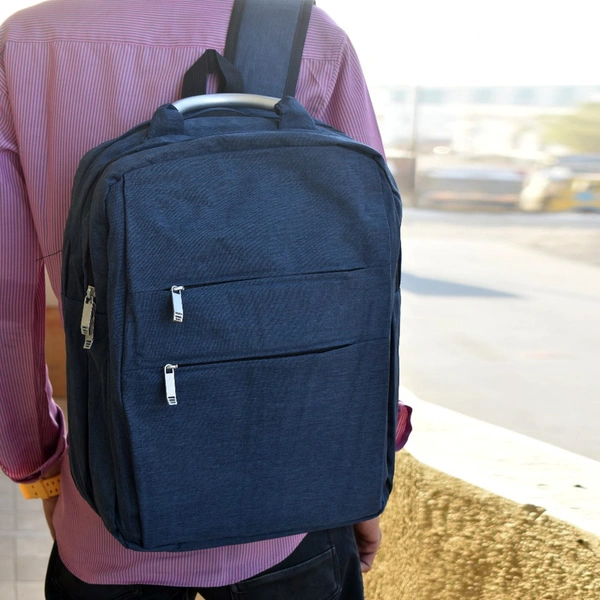 6138 USB Point Laptop Bag used widely in all kinds of official purposes as a laptop holder and cover and make s the laptop safe and secure.