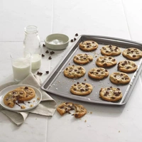 7065 Random Shape Non-Stick and Microwave Safe Bakeware Set (Pack of 10Pcs)
