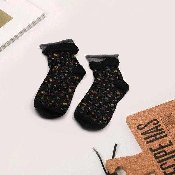 7344 Women s Crew Socks With fresh little flowers Printed ,high quality socks (Pack Of 20Pair)