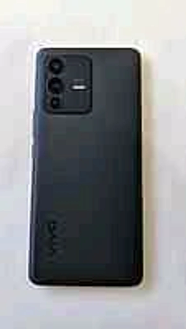 Vivo V23 Pro 5G 8/128GB - Black, 12