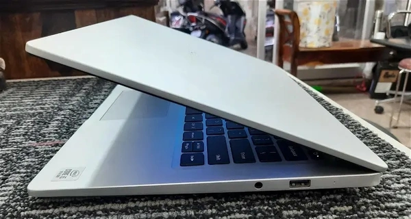 Fresh Look Laptop