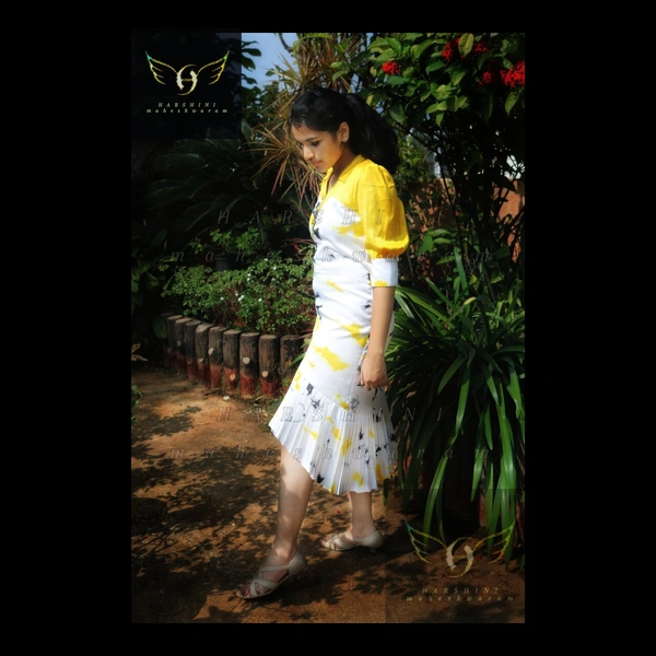 Women's Printed Crepe Dress - S(chest35"), yellow-white-black