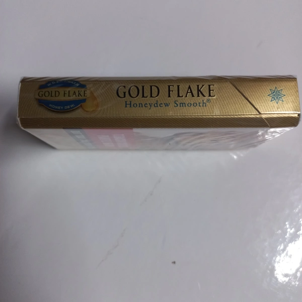 GOLD FLAKE LIGHTS  ₹ 165