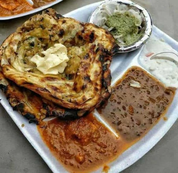 Chur Chur Nan - with dal makhni