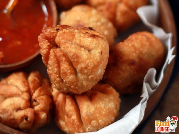 Veg Momos - Half, Fried