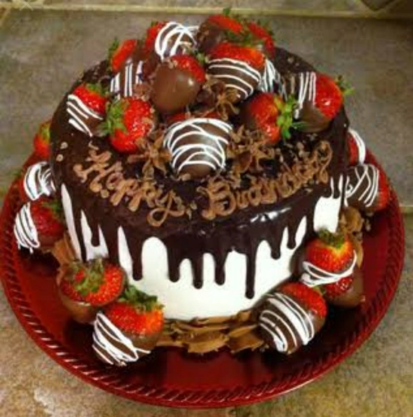 Strawberry Cake - Half