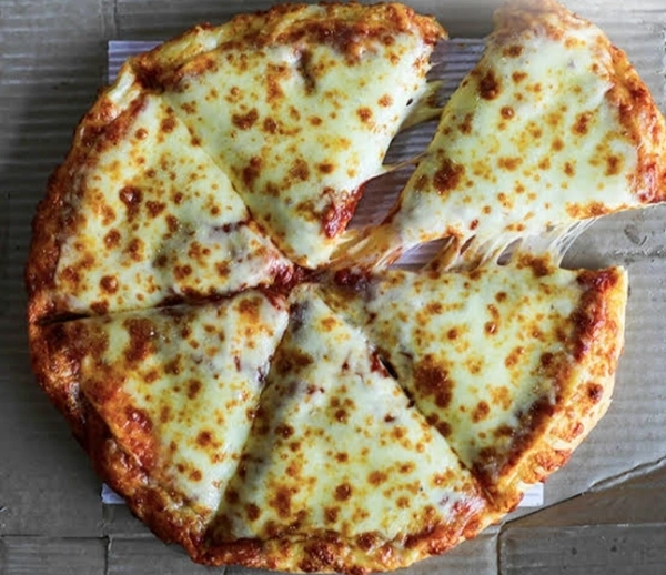 Double Cheese Margherita - Medium, Classic Delight  Extra Cheese