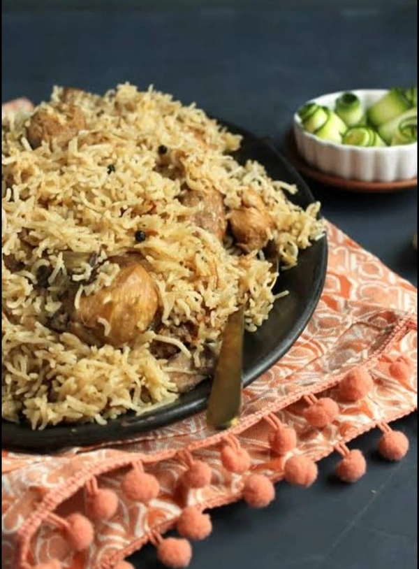 Chicken Dum Matka Biryani - Full