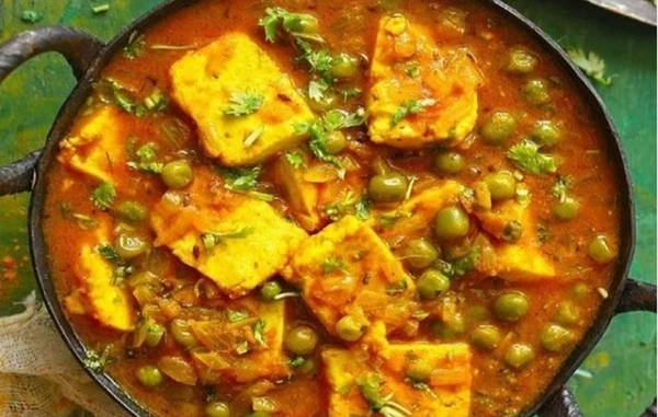 Matar Paneer - Half