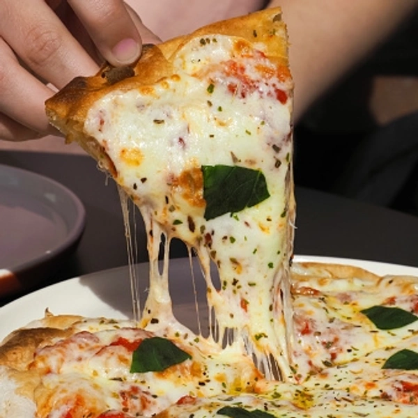 Double Cheese Margherita Pizza - With Extra Mozzarella Cheese
