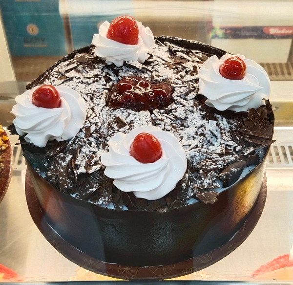 Black Forest Cake - 500 Gm