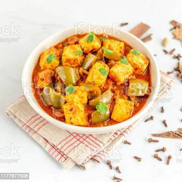SPICED PANEER                      Spiced Paneer, Onion & Tomato  - Large