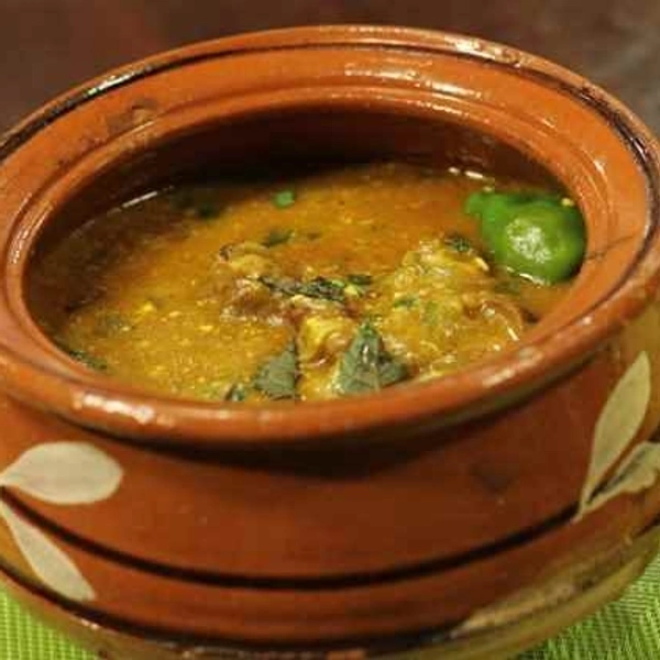 Chicken Matka Masala - Full