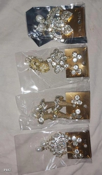 select any one jwellery sett with earing pair free* - Multicolored , Free Size